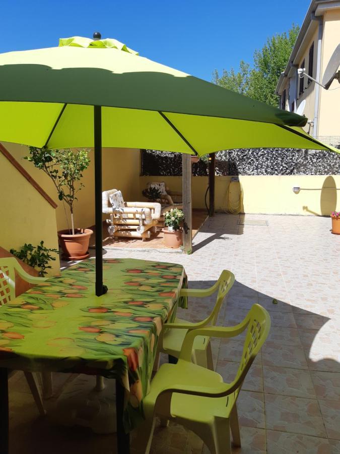 Affittacamere Da Antonella Posada  Ngoại thất bức ảnh