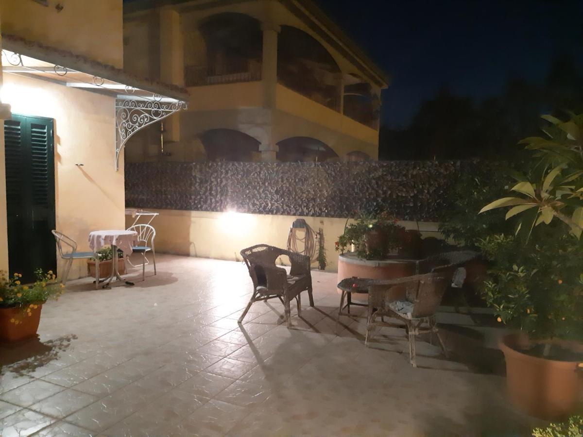 Affittacamere Da Antonella Posada  Ngoại thất bức ảnh