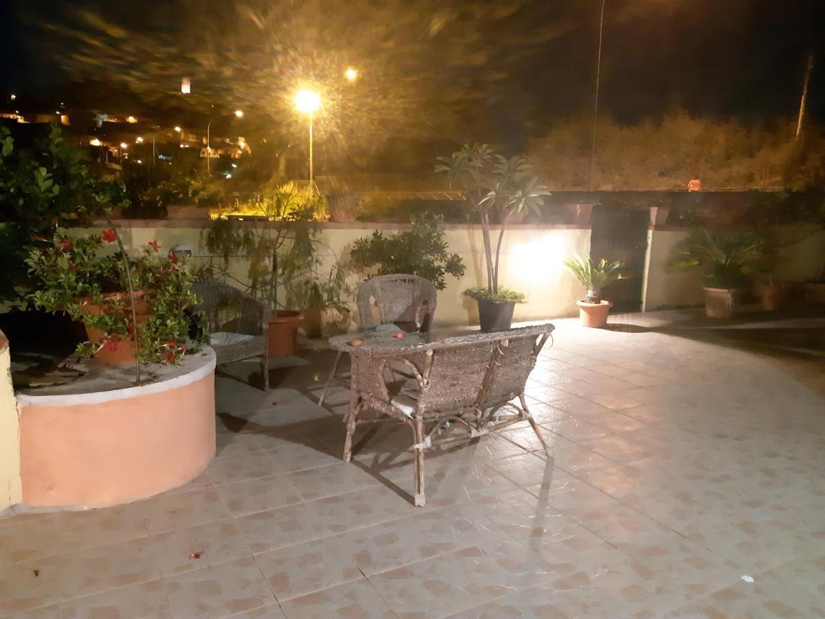Affittacamere Da Antonella Posada  Ngoại thất bức ảnh