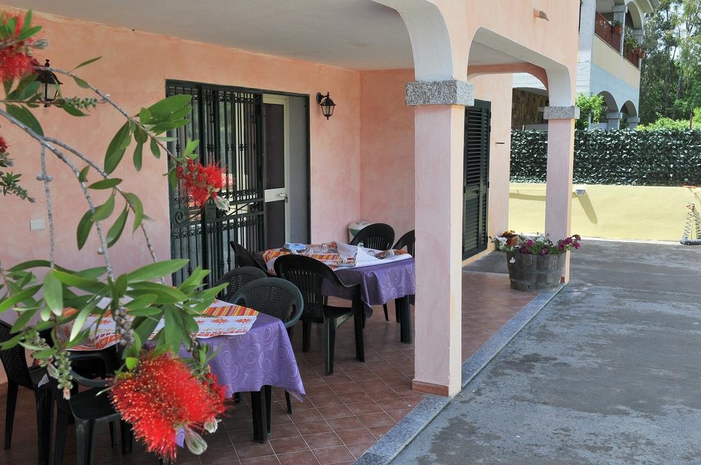 Affittacamere Da Antonella Posada  Ngoại thất bức ảnh